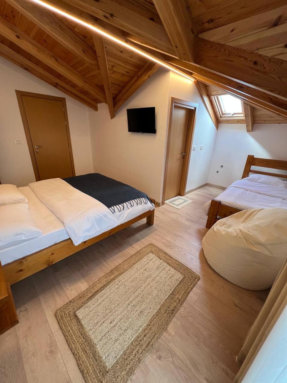 Bed & Breakfast Tringa - Mrizi I Zanave