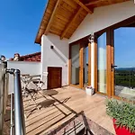Tringa Guesthouse - Mrizi I Zanave